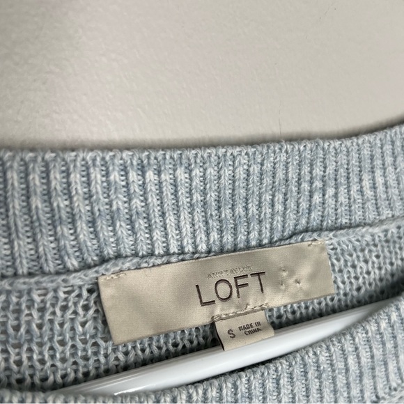 LOFT - ANN TAYLOR - high - low knit sweater. Light blue, size small. High - low. - Picture 4 of 5